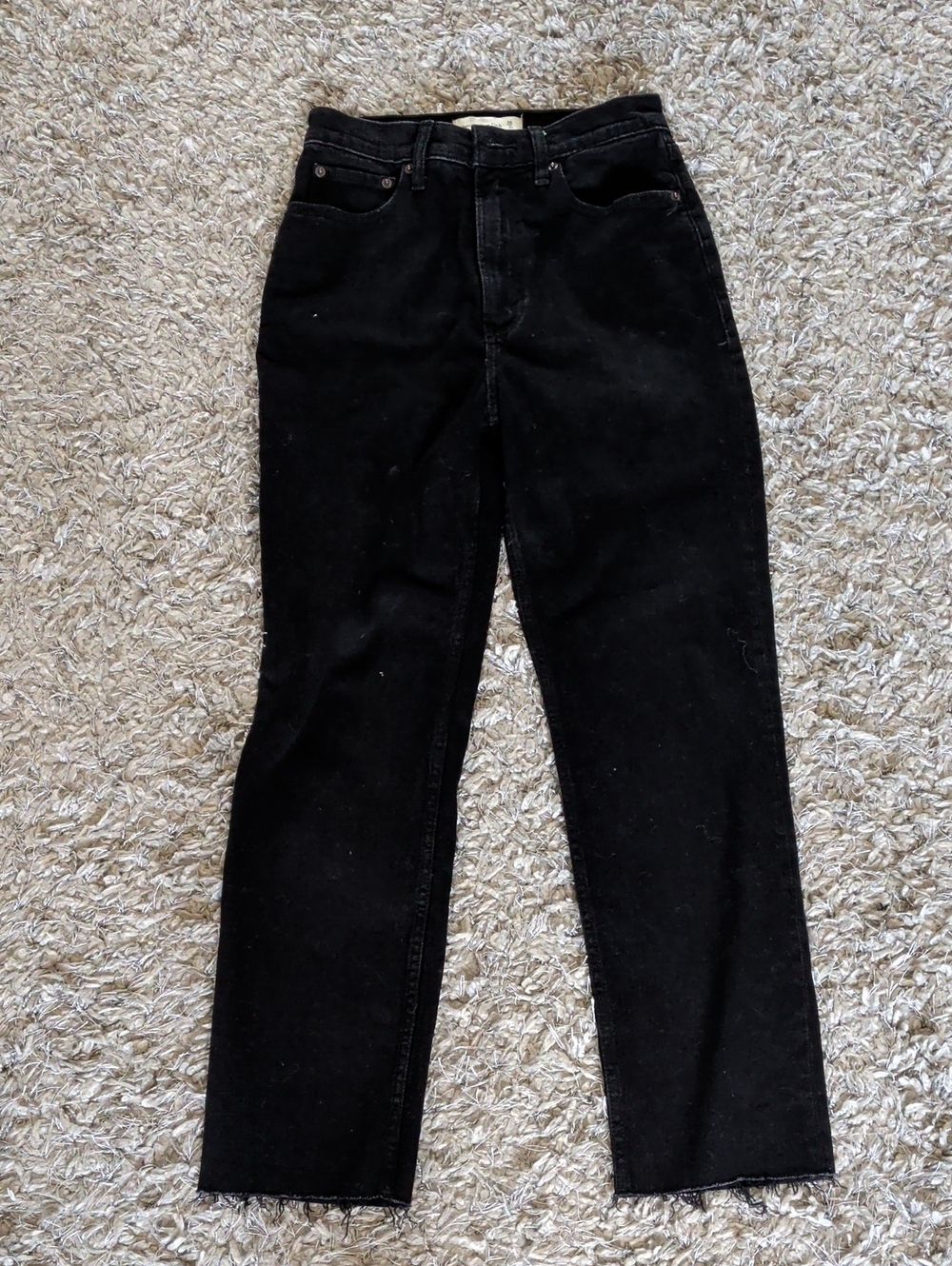 Abercrombie & Fitch Black Ultra High-Rise Ankle Straight Jeans